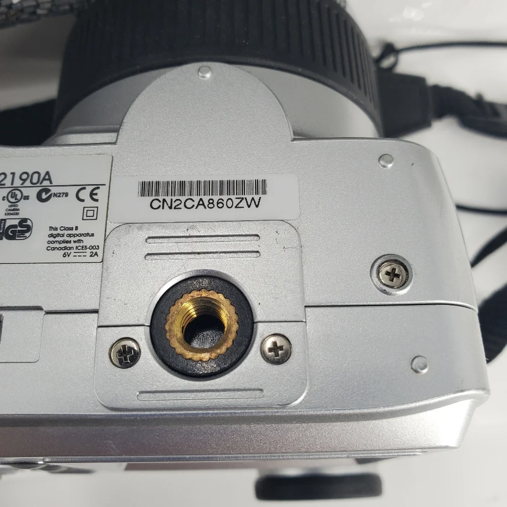 HP Photosmart 850 Digital Camera Vintage 8x Optical Zoom. Not Tested for Parts